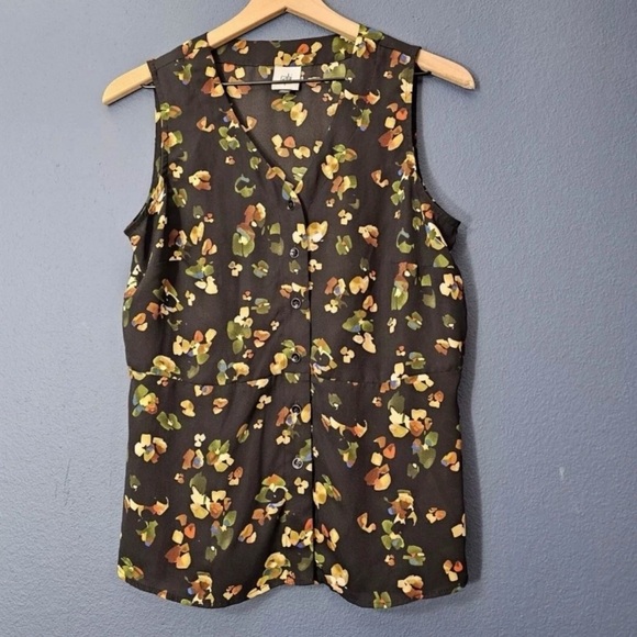 CAbi Tops - Cabi - Floral Blouse